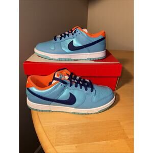Size 8 - Nike Dunk SE Low Baltic Blue Total Orange